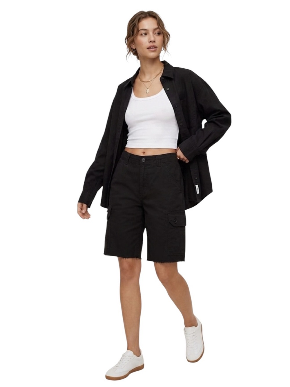 TNA Black Troop Cargo Shorts and Button Waistband size 6